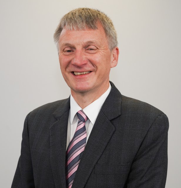 Ivan McKee Headshot