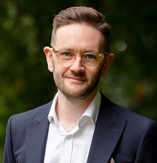 Chris Stark Headshot