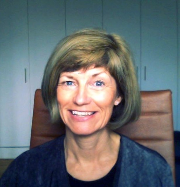 Sharon Hamilton Headshot
