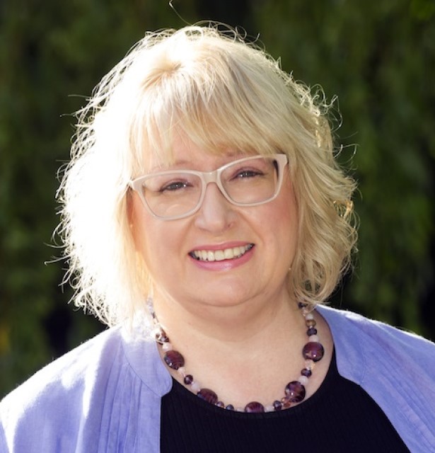 Jackie McKelvie Headshot