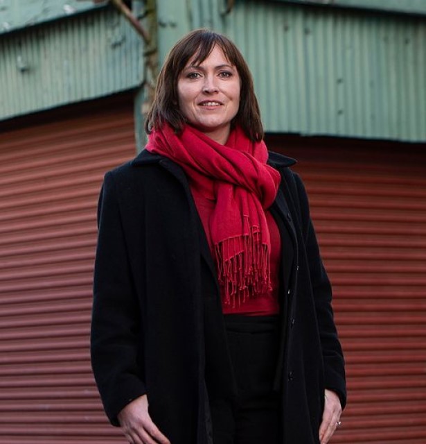 Rozanne Foyer Headshot