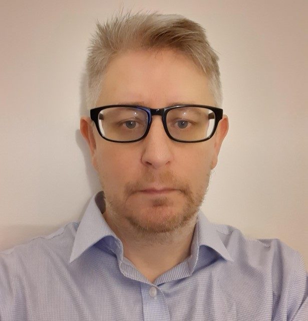 Stephen Low Headshot