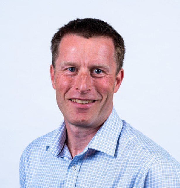 Roger Halliday Headshot