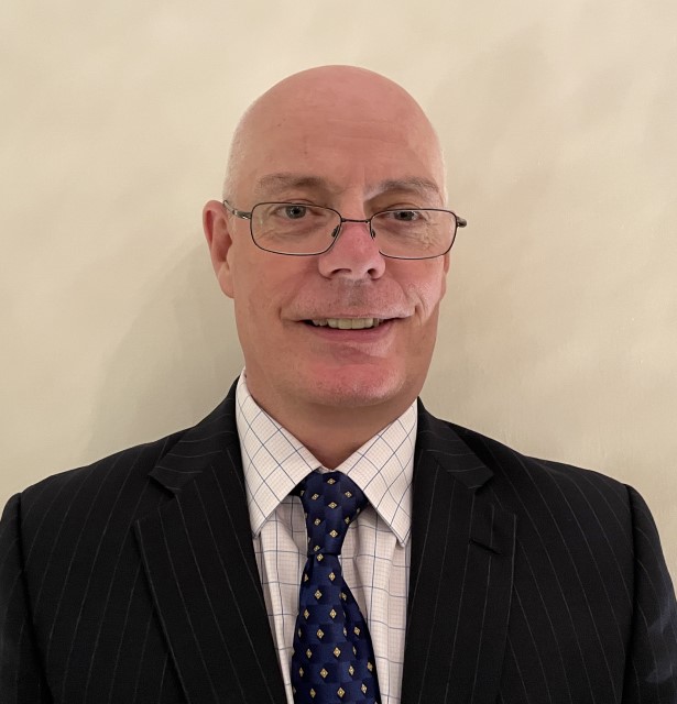 tony McCandless Headshot