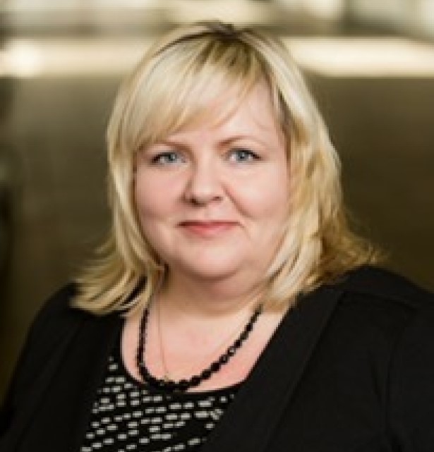 Annie Mauger Thompson Headshot