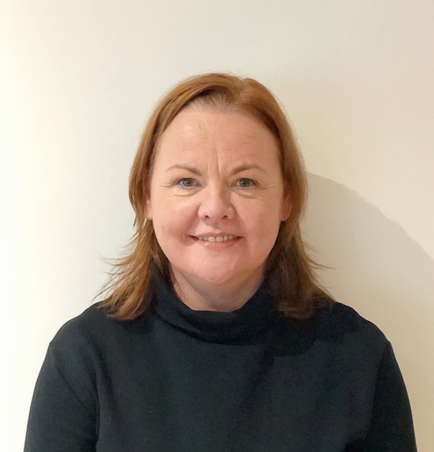 Janine Aitken Headshot