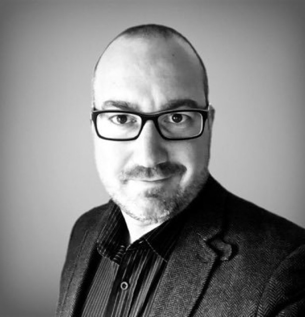 Lee Dunn Headshot